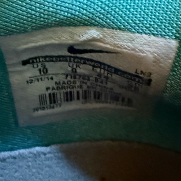 Nike Gray and Teal High-Top Sneakers - Picture 5 of 6